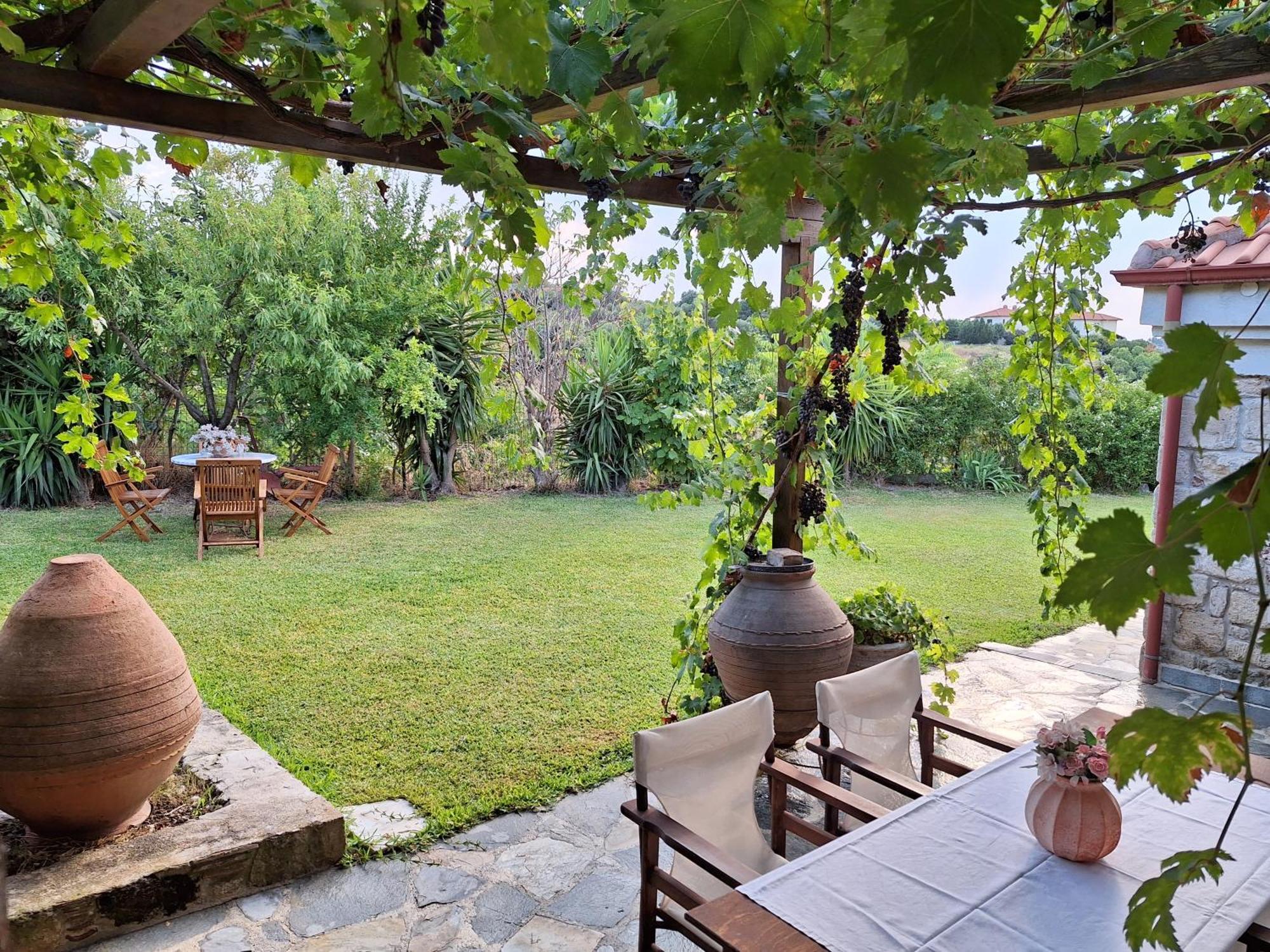 Villa Garden House Kristi Possidi Esterno foto